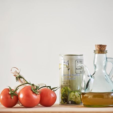 Contemporary & Comfy Apt Next To Acropolis Museum アテネ エクステリア 写真